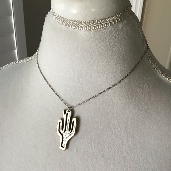 Cactus Necklace Dual Charms Metal Western Bohemian Silver Tone Chain Adjusts NEW - Picture 8 of 9